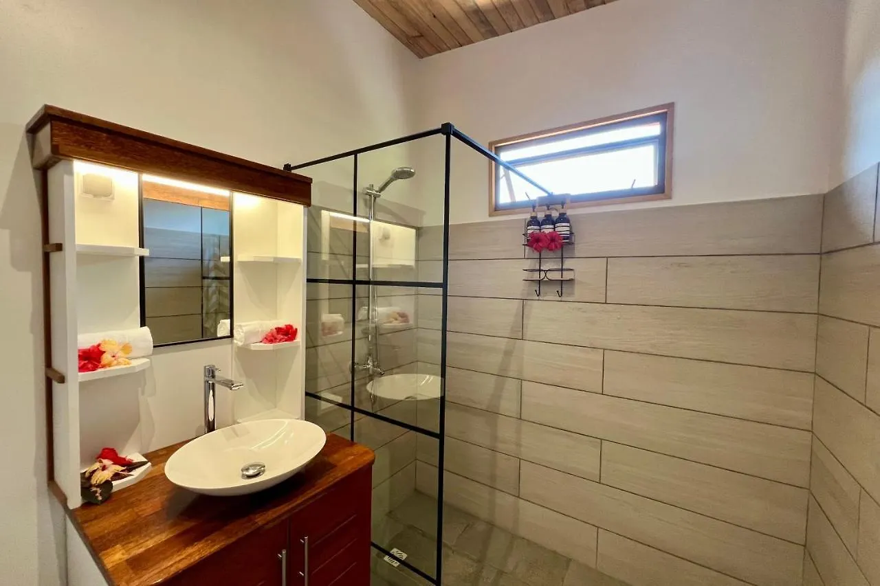 בקתה Haapiti Fare Tau Otaha - Comfy Cabin W Private Beach Access פולינזיה הצרפתית